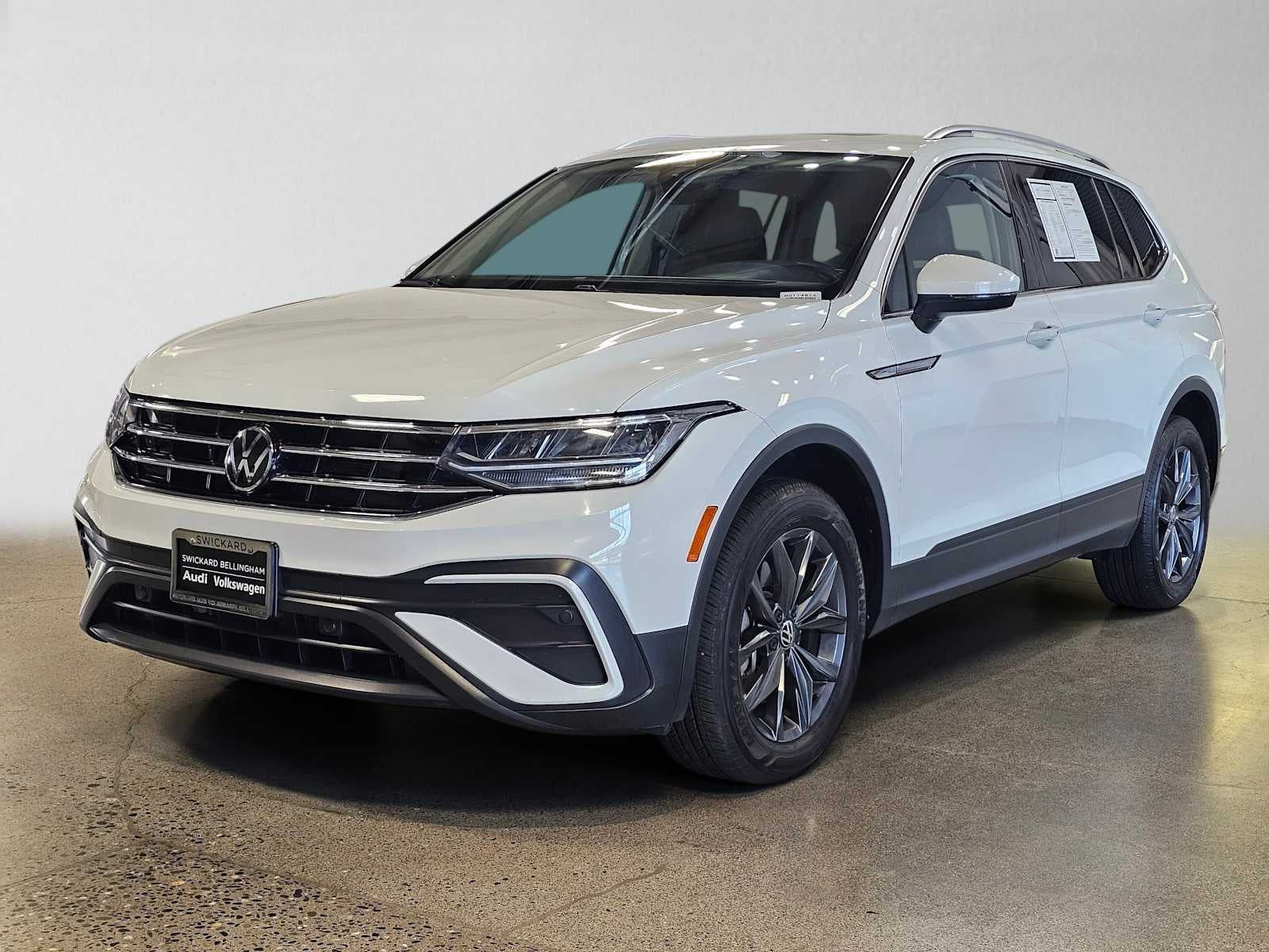 2024 Volkswagen Tiguan 2.0T SE 4MOTION