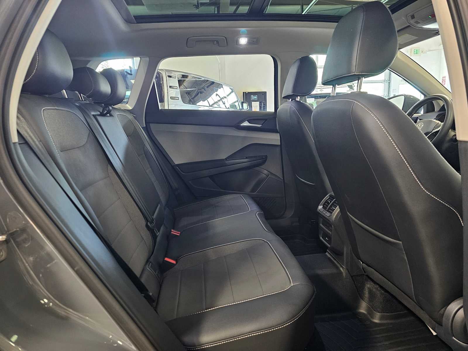 2023 Volkswagen Taos SE 4MOTION *Ltd Avail*