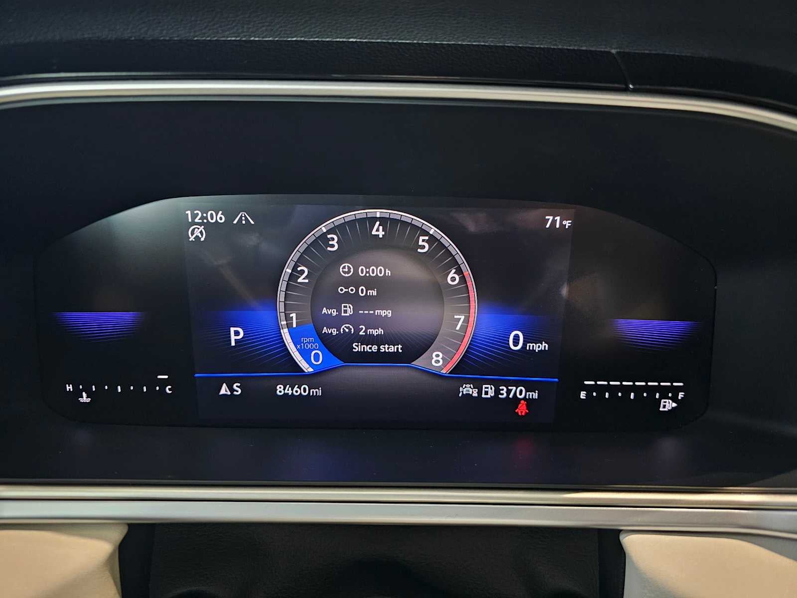 2025 Volkswagen Taos SE 4MOTION