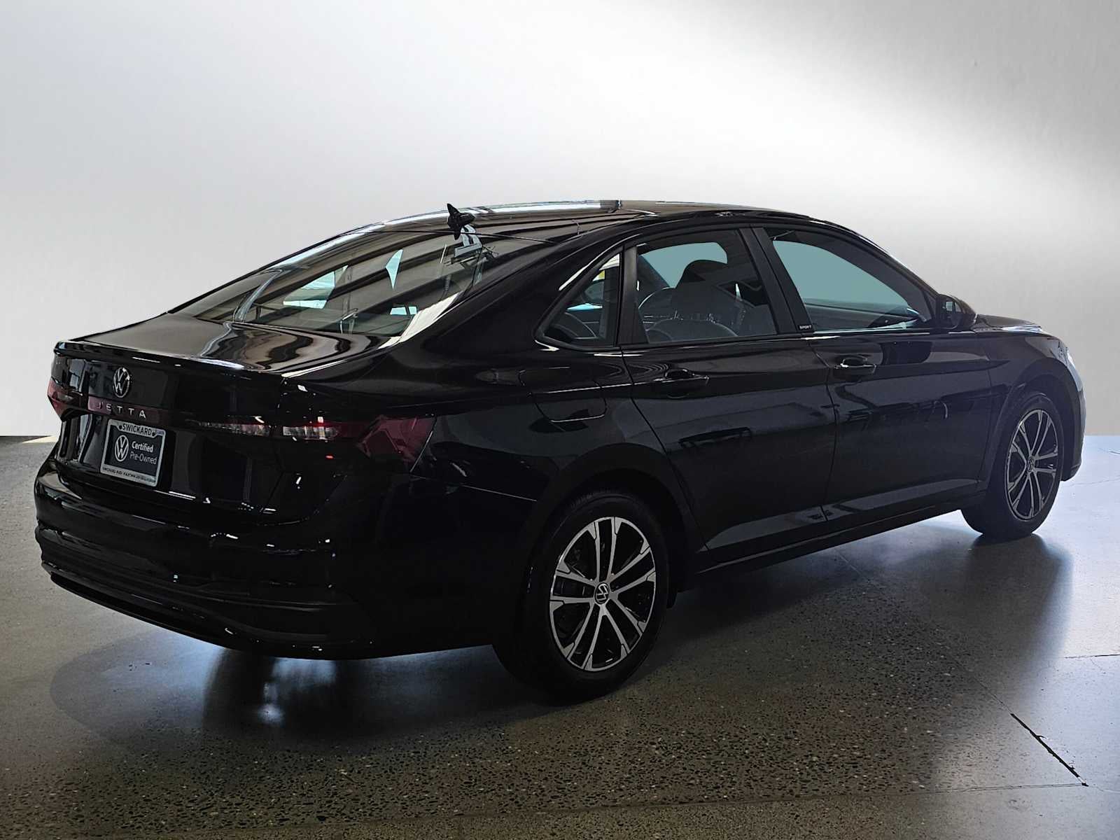 2025 Volkswagen Jetta Sport Auto