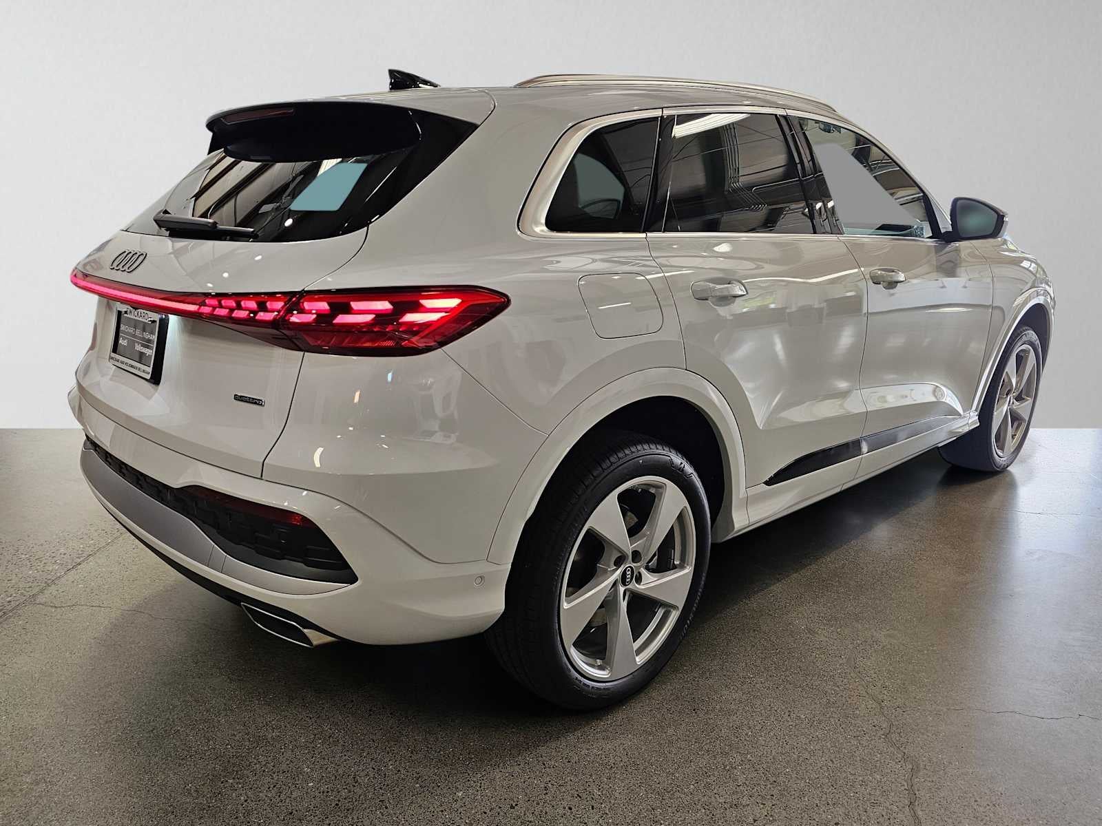 2025 Audi Q5 Premium Plus 2.0 TFSI quattro