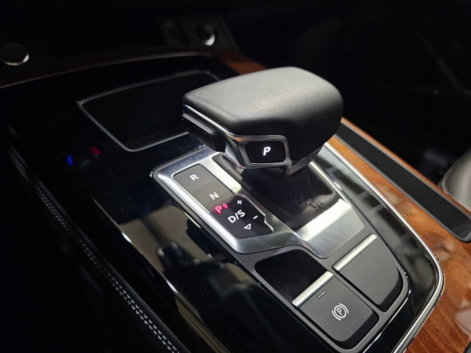 2023 Audi Q5 Premium Plus 40 TFSI quattro