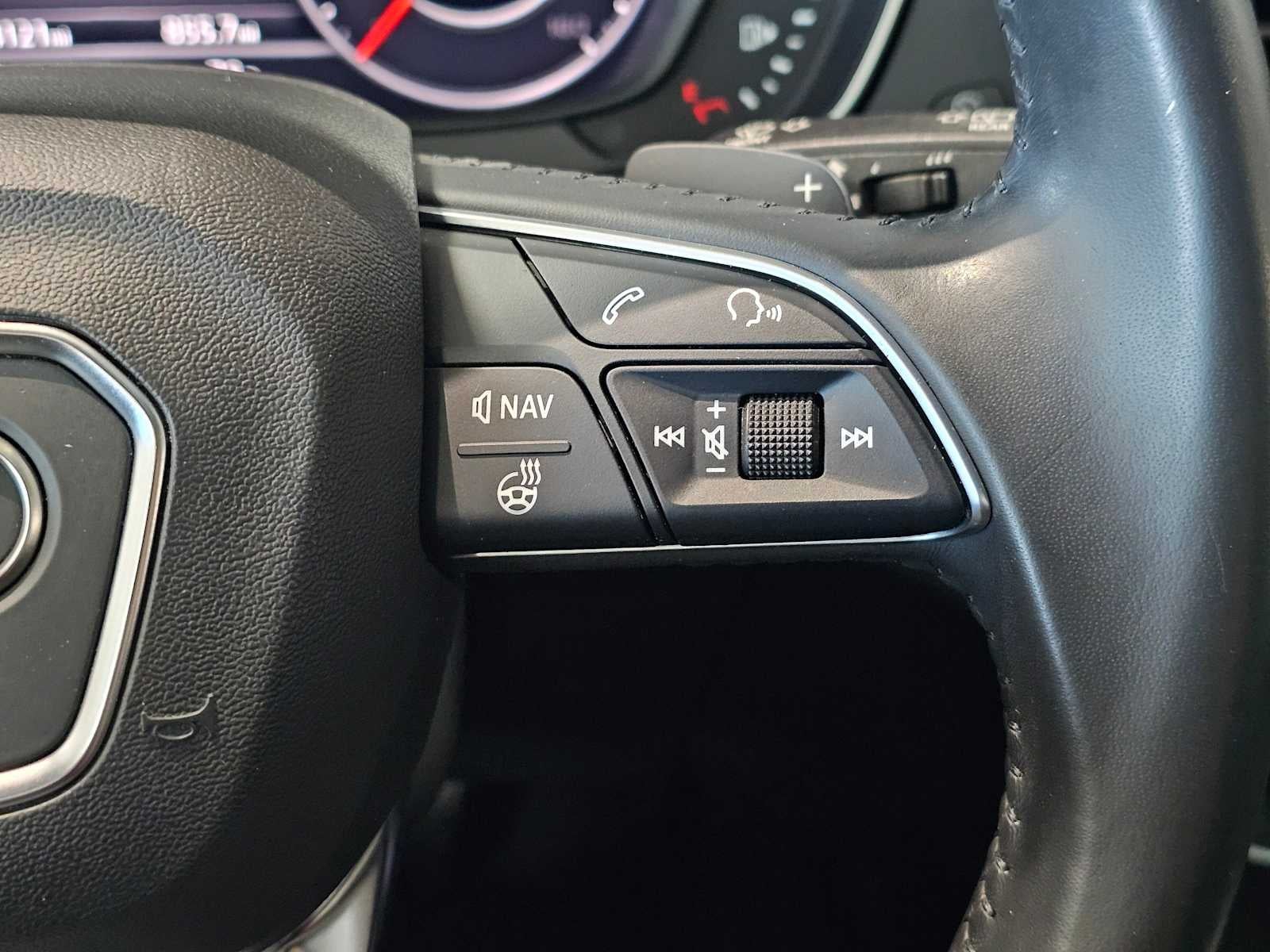 2019 Audi Q5 Prestige 45 TFSI quattro