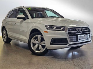 2019 Audi Q5 Prestige 45 TFSI quattro