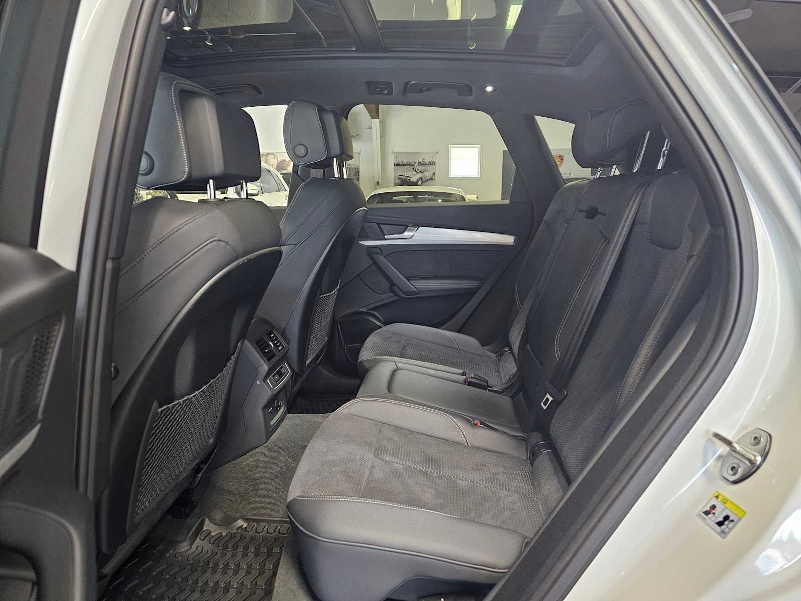 2023 Audi Q5 S line Premium Plus 55 TFSI e quattro