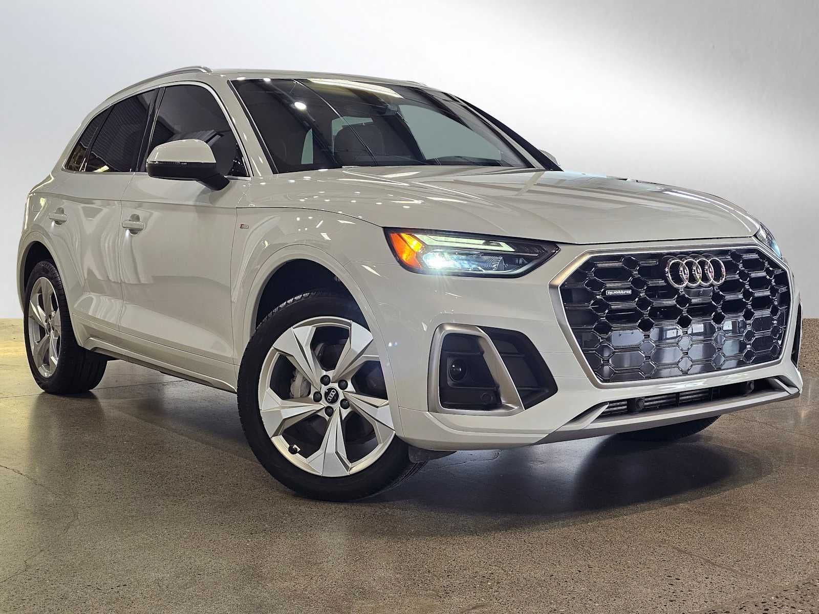 2022 Audi Q5 S line Premium Plus 45 TFSI quattro