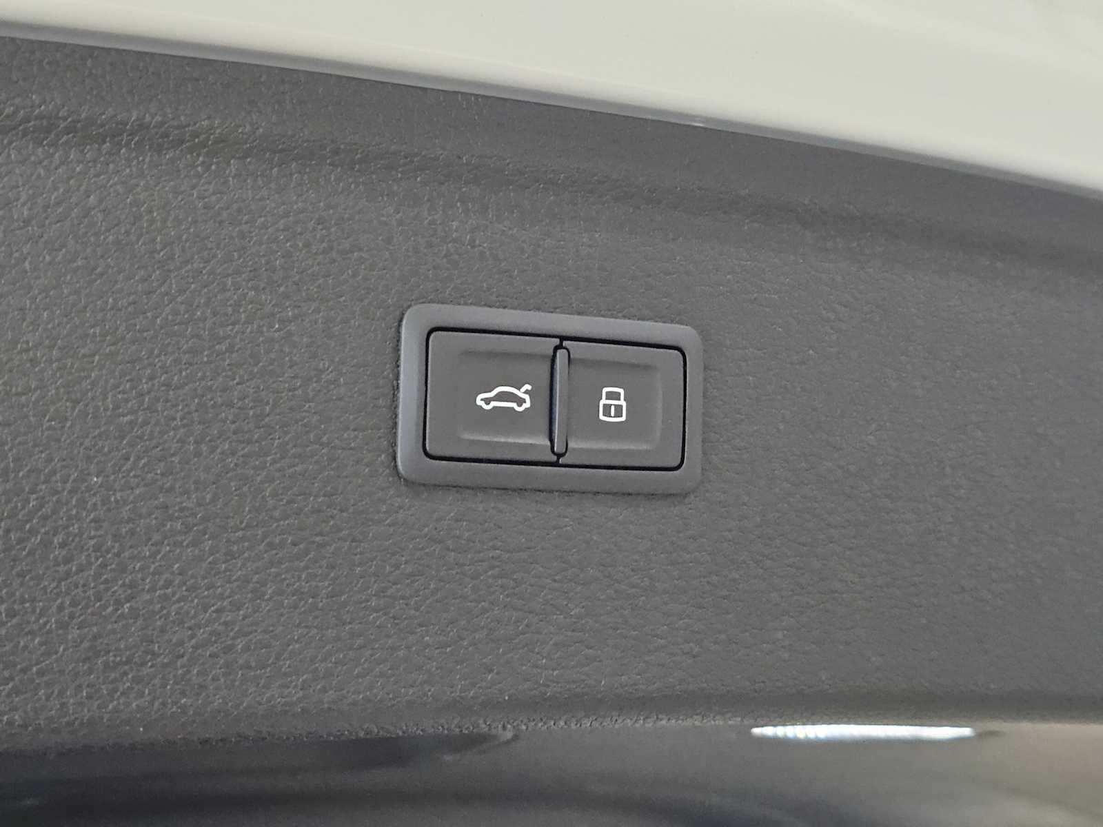 2022 Audi Q5 S line Premium Plus 45 TFSI quattro