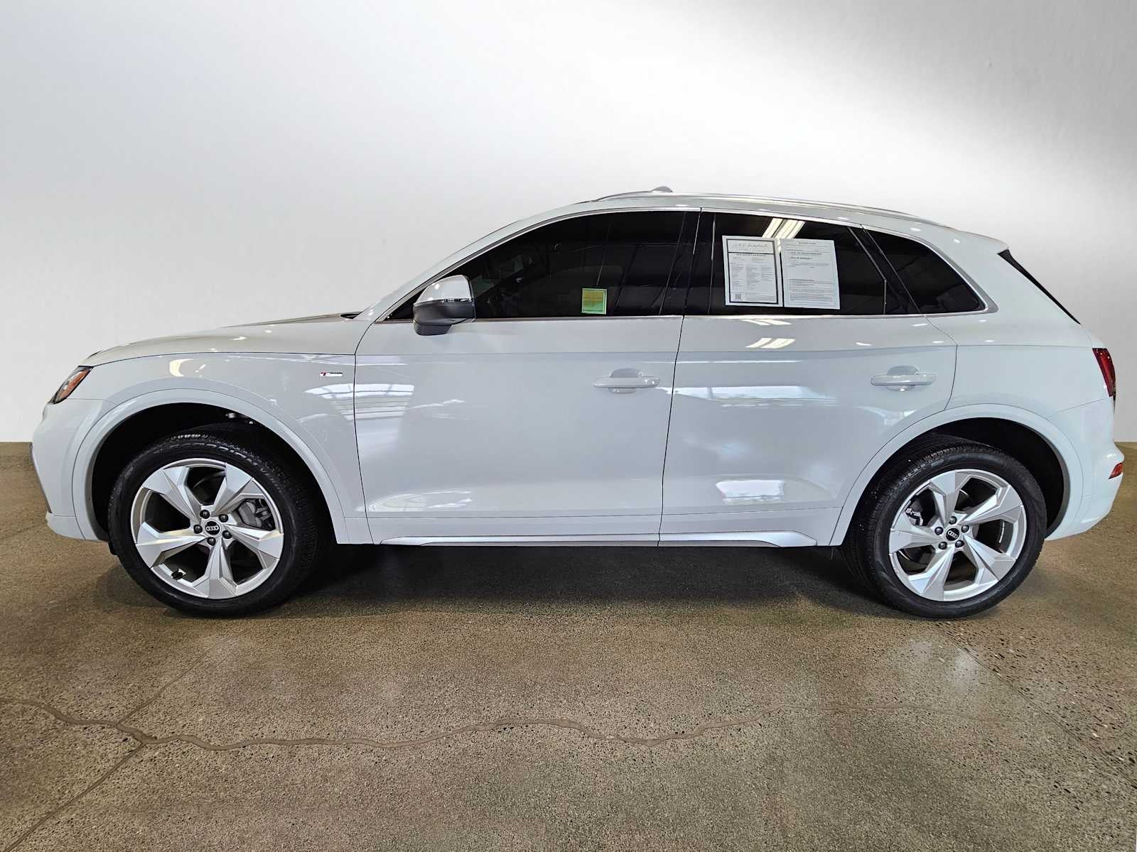 2022 Audi Q5 S line Premium Plus 45 TFSI quattro
