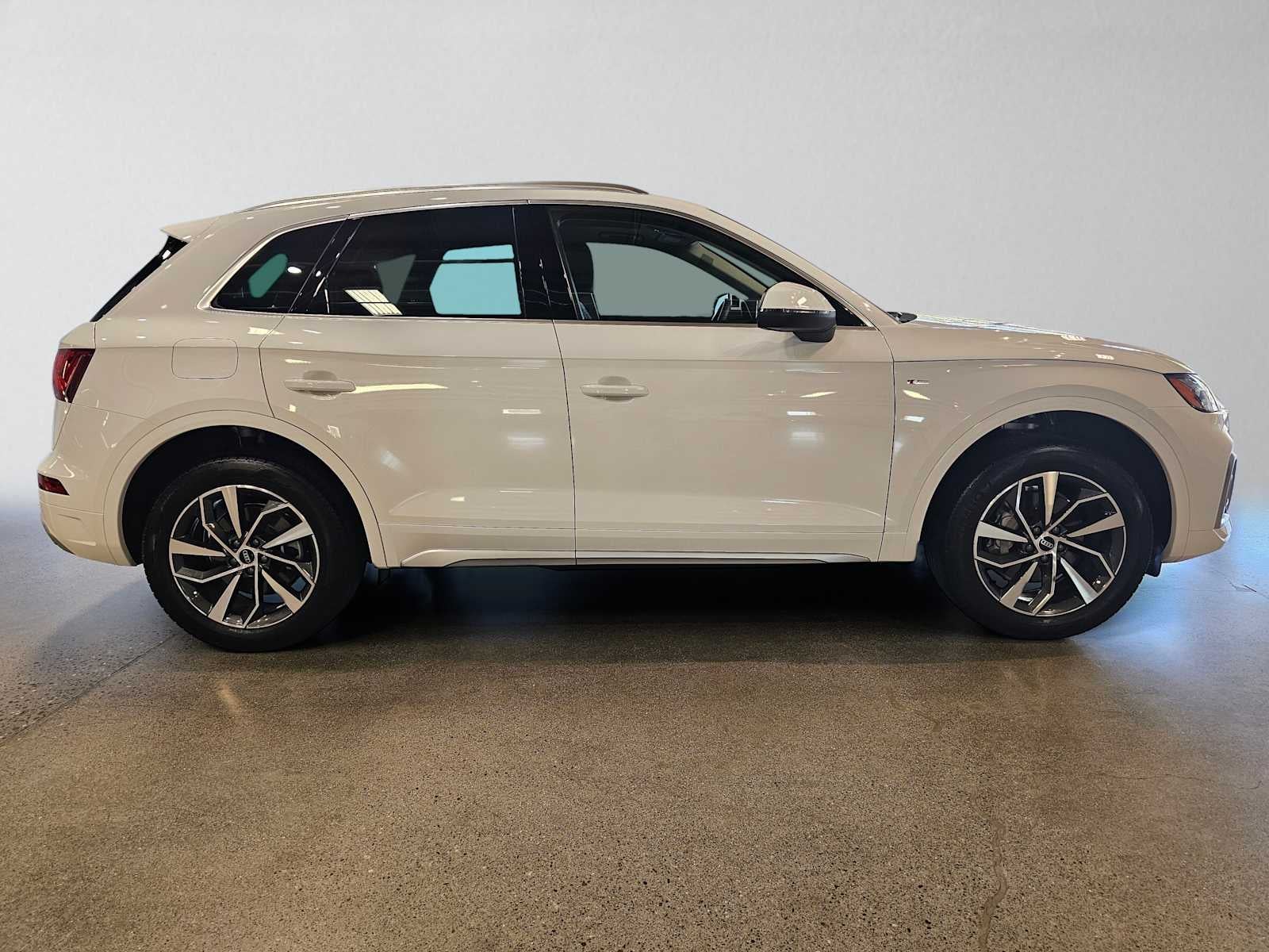 2023 Audi Q5 S line Premium Plus 45 TFSI quattro