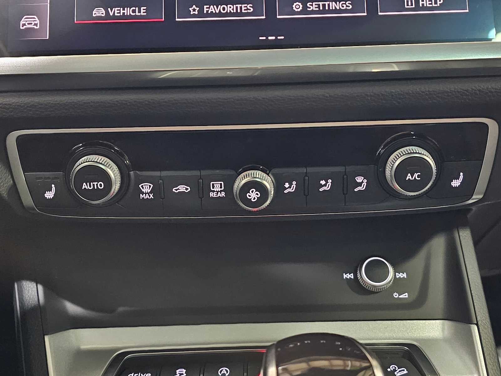 2023 Audi Q3 S line Premium Plus 45 TFSI quattro