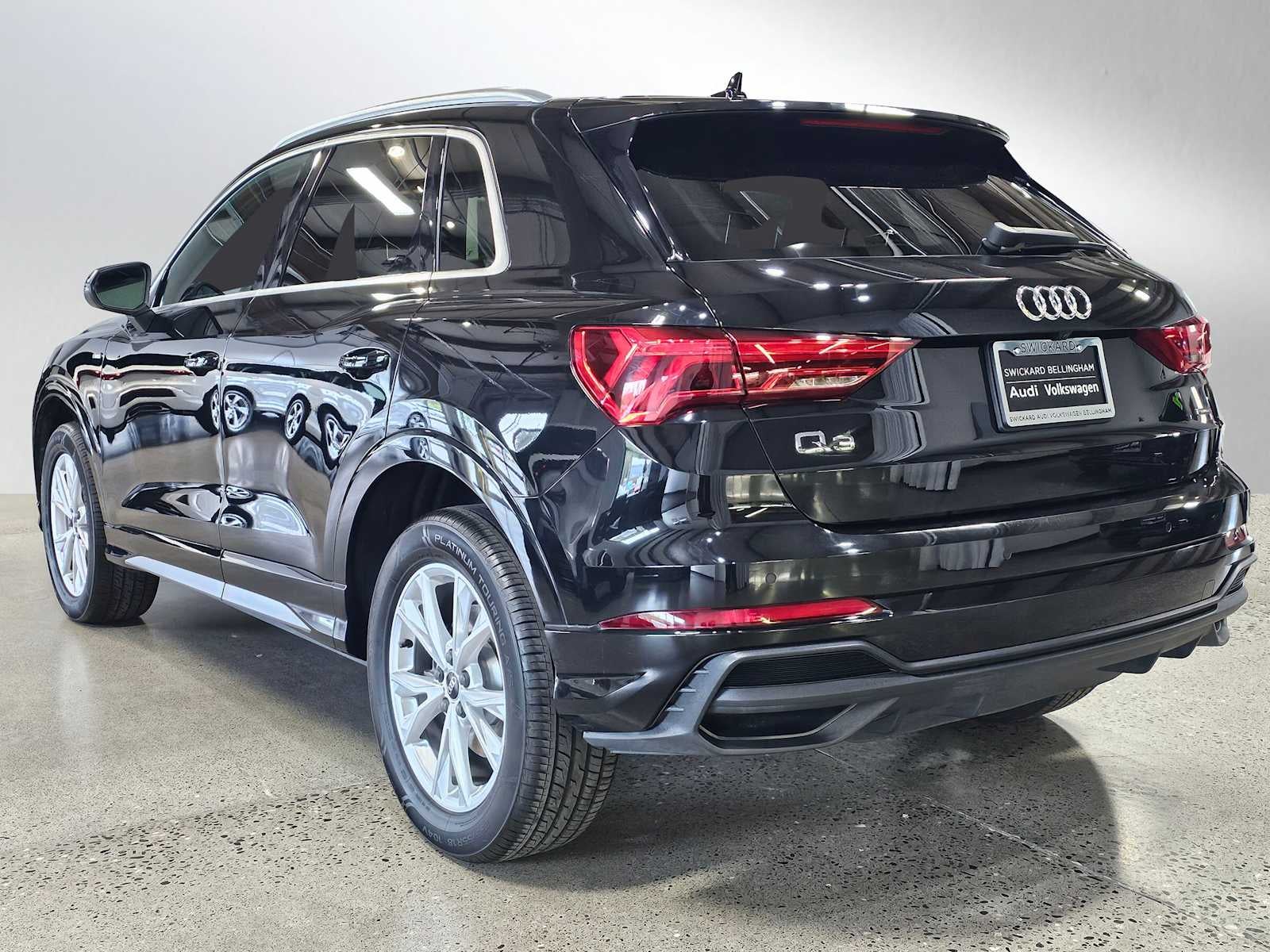 2023 Audi Q3 S line Premium Plus 45 TFSI quattro