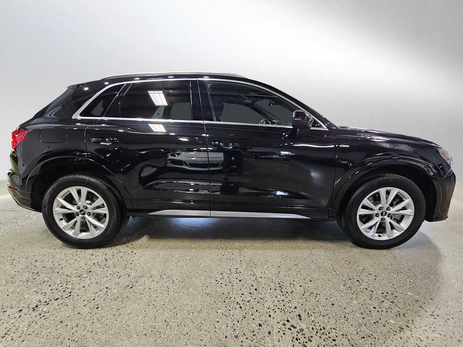 2023 Audi Q3 S line Premium Plus 45 TFSI quattro