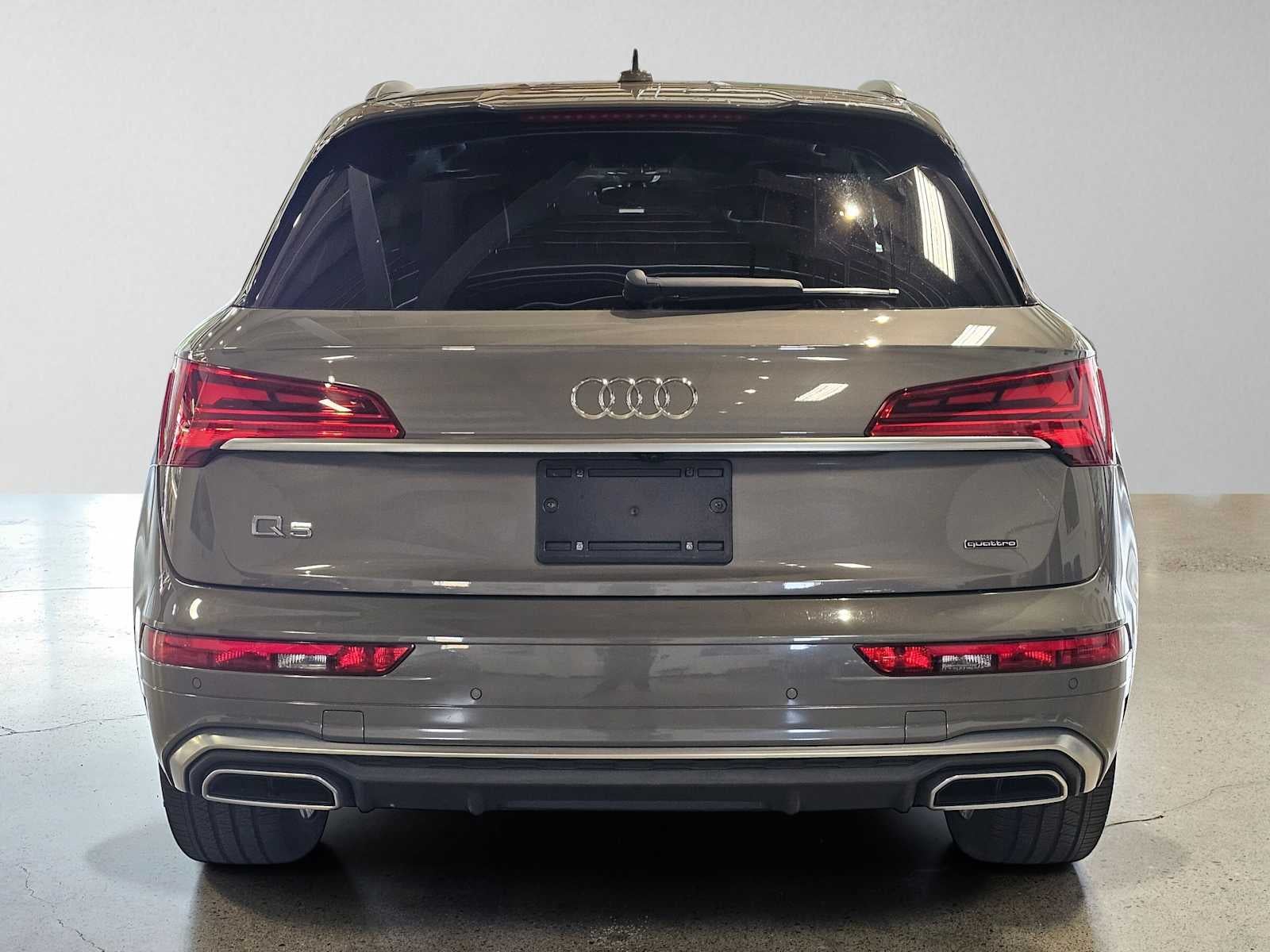 2023 Audi Q5 S line Prestige 45 TFSI quattro