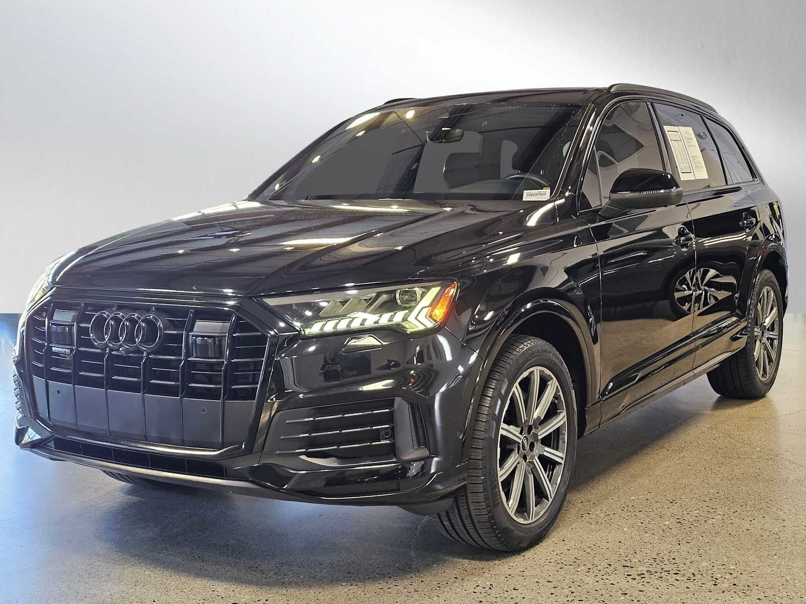 2023 Audi Q7 Premium Plus 45 TFSI quattro