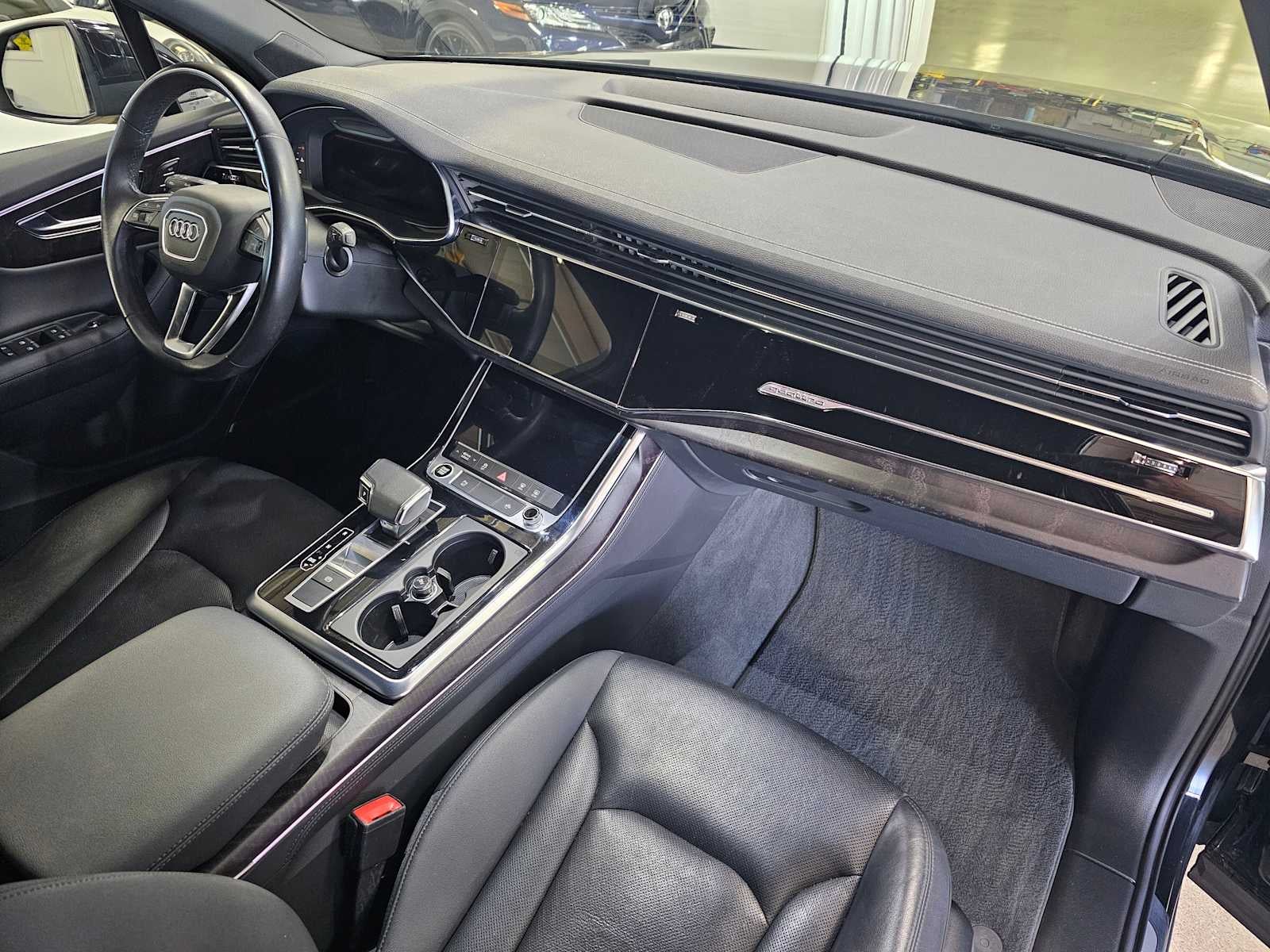 2023 Audi Q7 Premium Plus 45 TFSI quattro