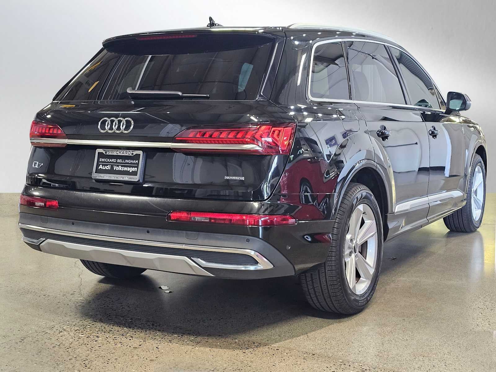 2023 Audi Q7 Premium Plus 45 TFSI quattro