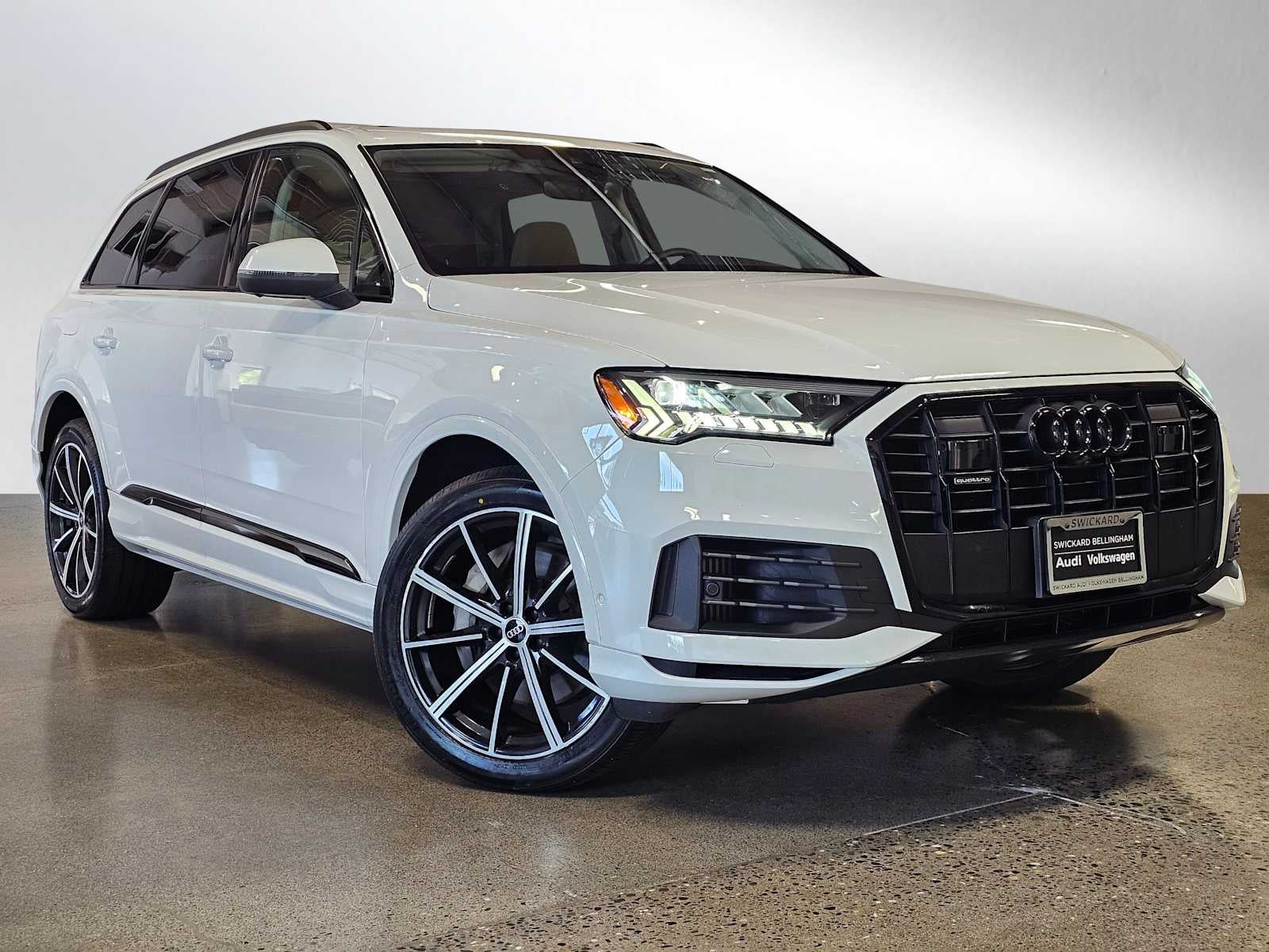 2023 Audi Q7 Premium Plus 55 TFSI quattro