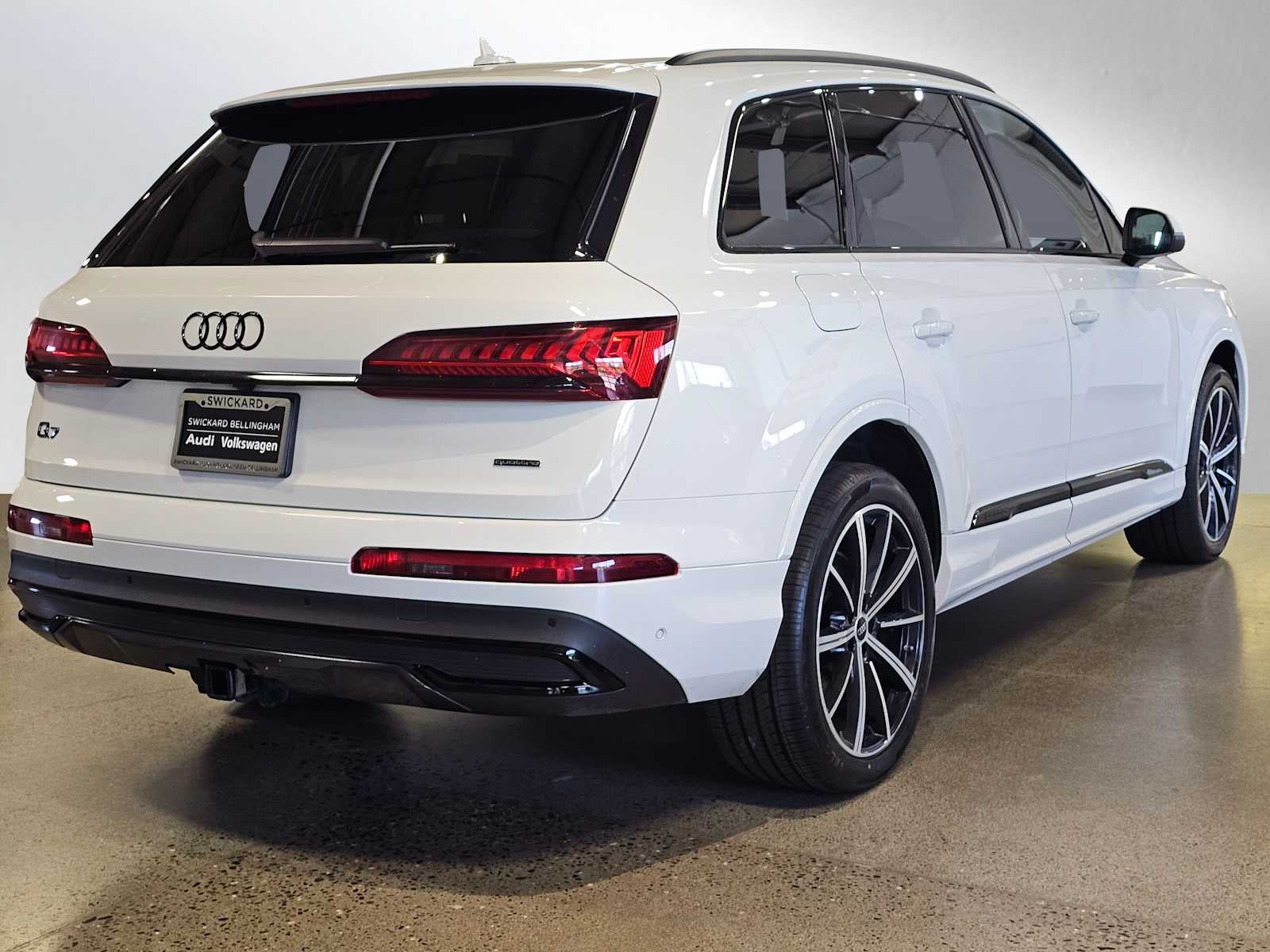 2023 Audi Q7 Premium Plus 55 TFSI quattro