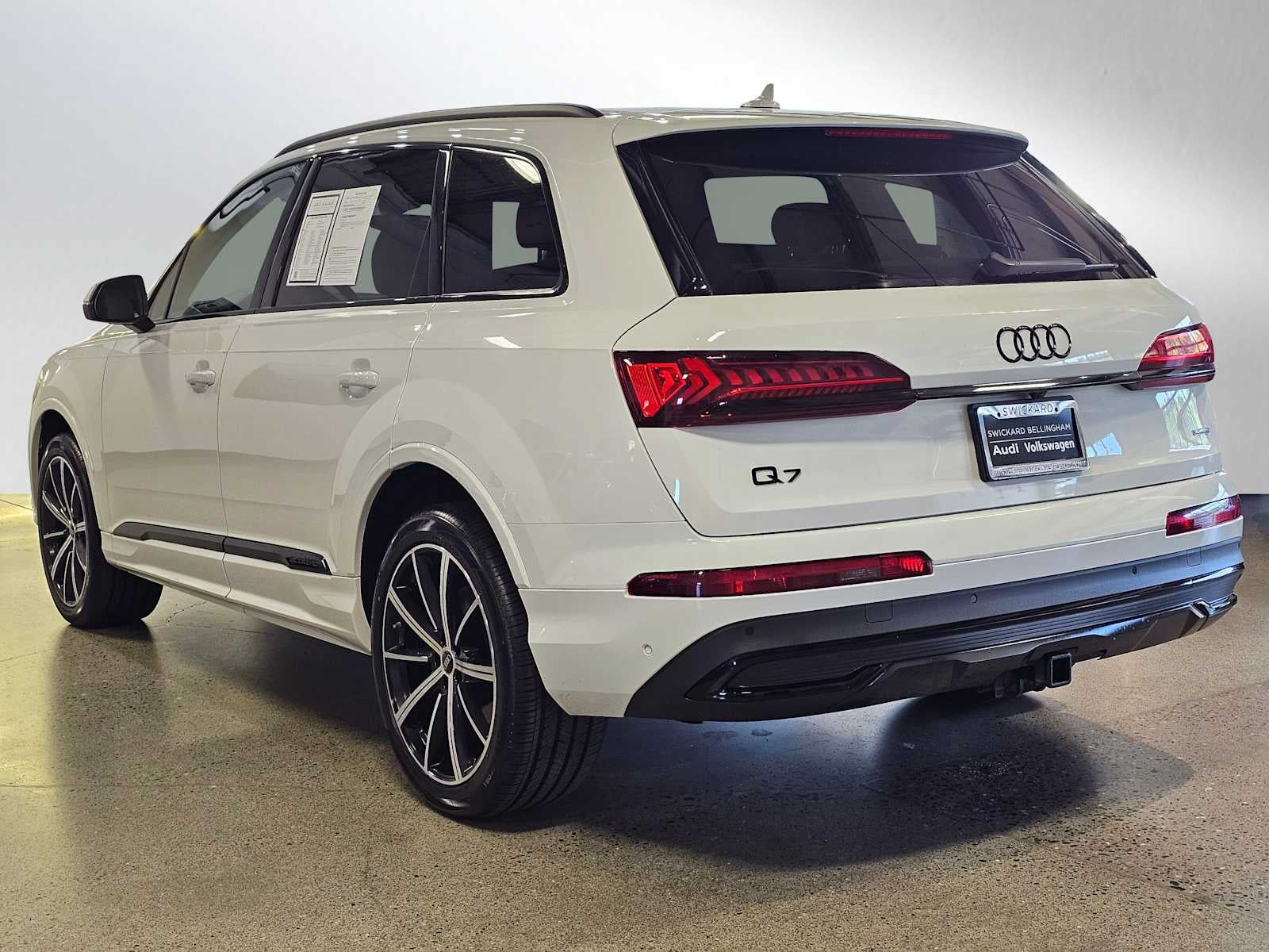 2023 Audi Q7 Premium Plus 55 TFSI quattro