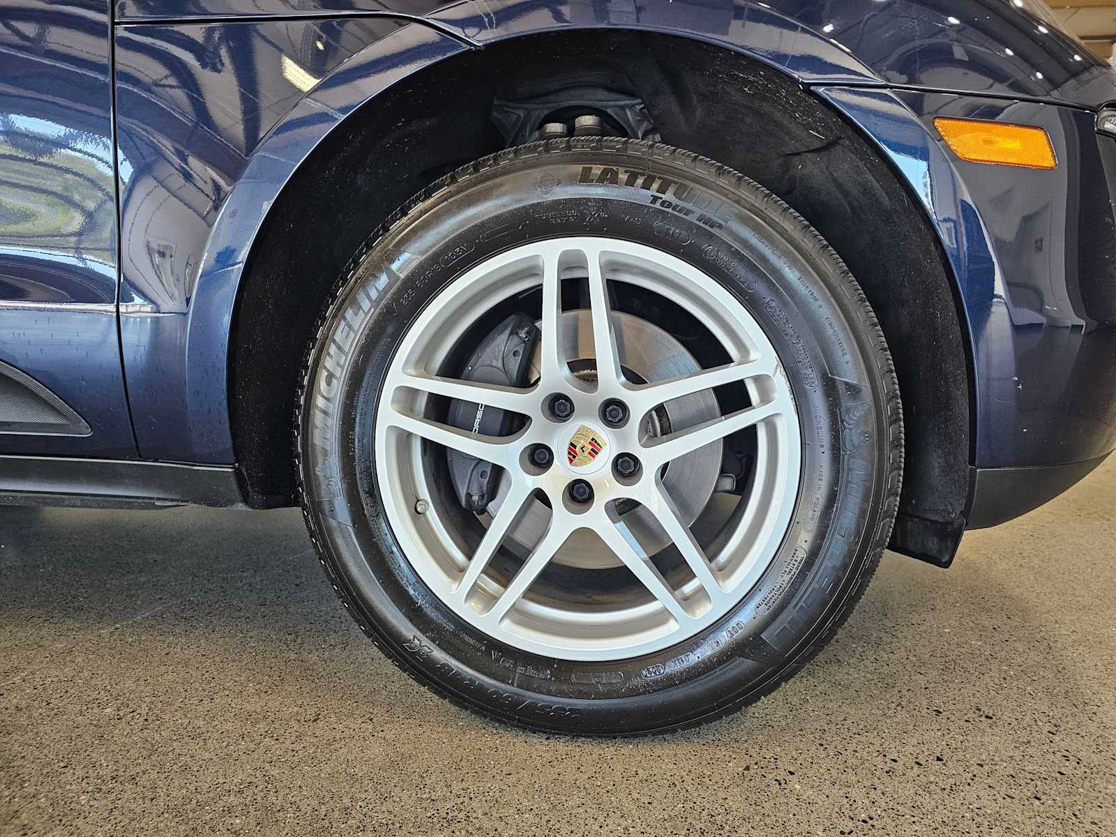 2017 Porsche Macan AWD