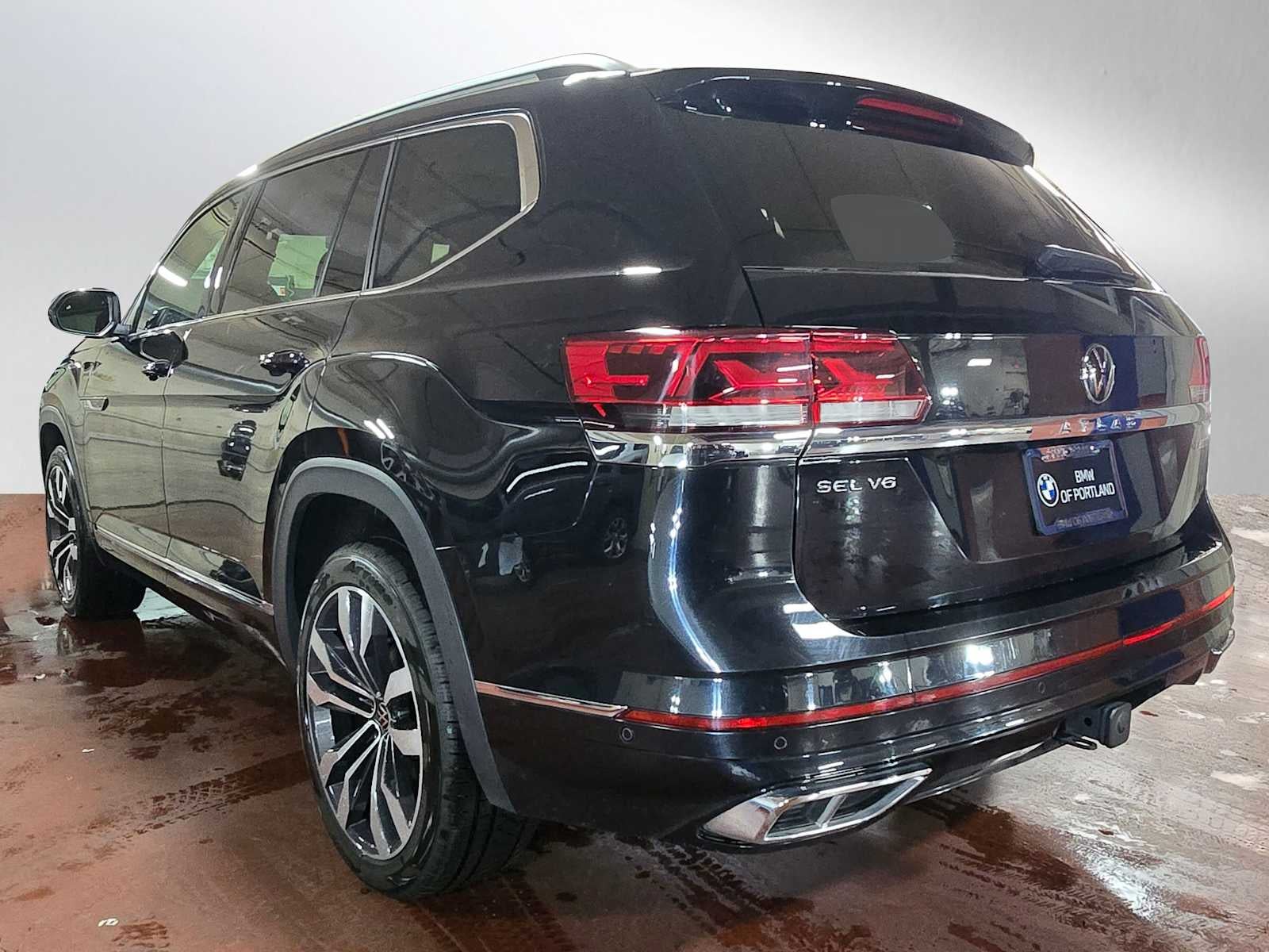 2022 Volkswagen Atlas 3.6L V6 SEL Premium R-Line