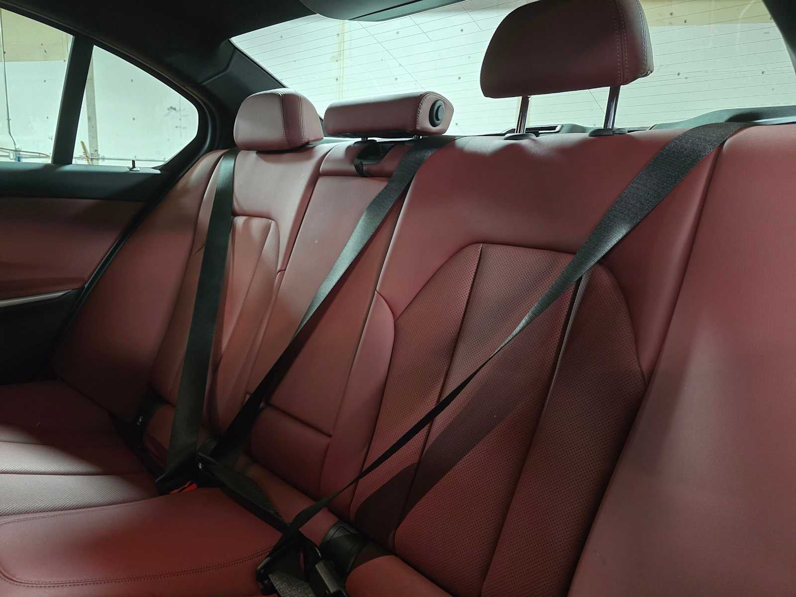 2023 BMW 330e xDrive 330e xDrive