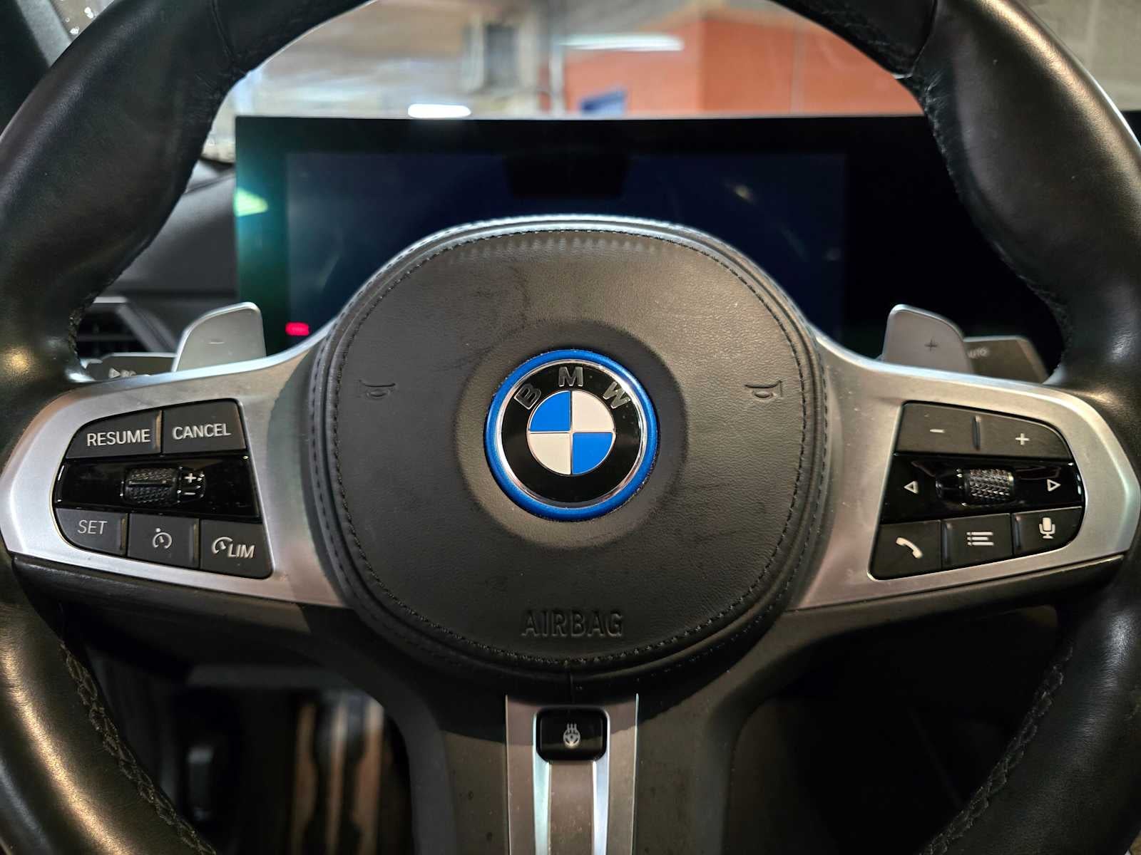 2023 BMW 330e xDrive 330e xDrive