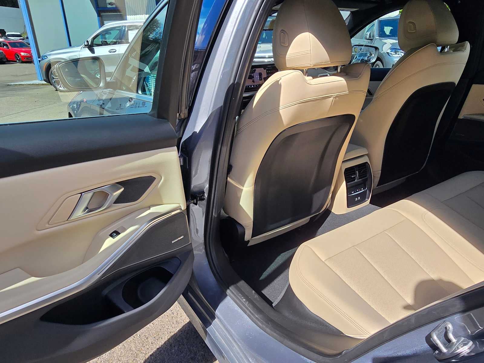2025 BMW 330i xDrive 330i xDrive