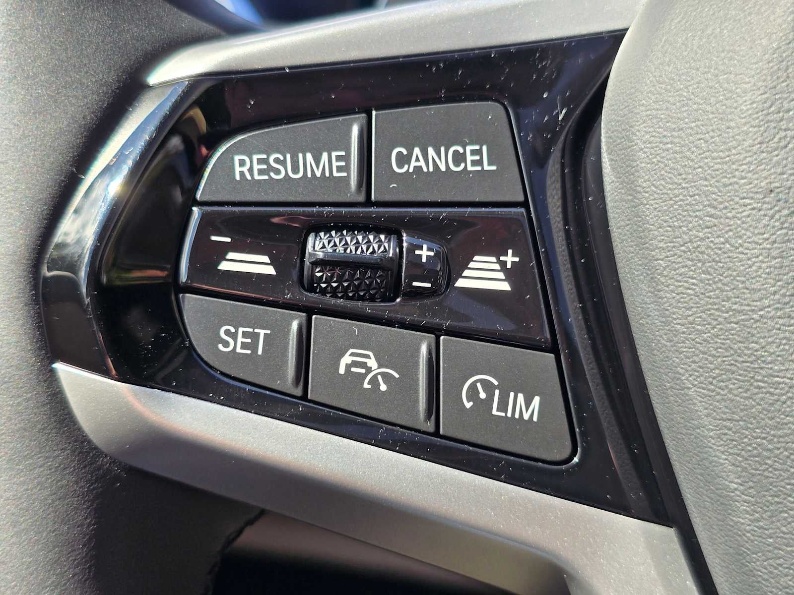 2025 BMW 330i xDrive 330i xDrive