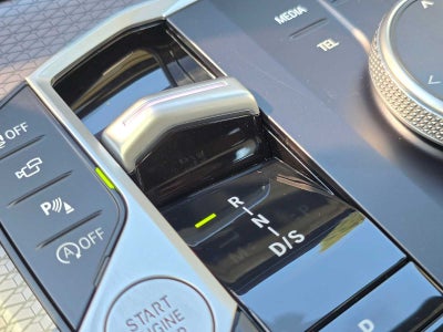 2025 BMW 330i xDrive 330i xDrive