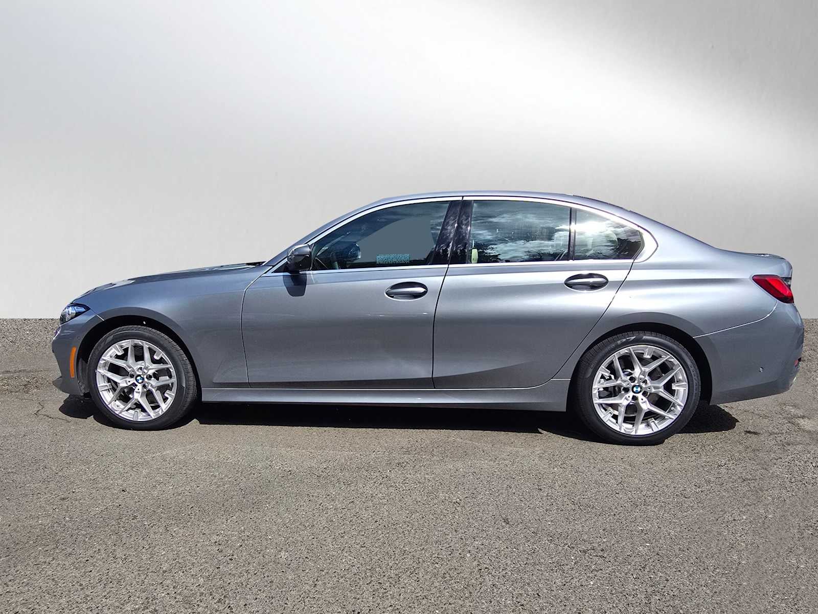 2025 BMW 330i xDrive 330i xDrive