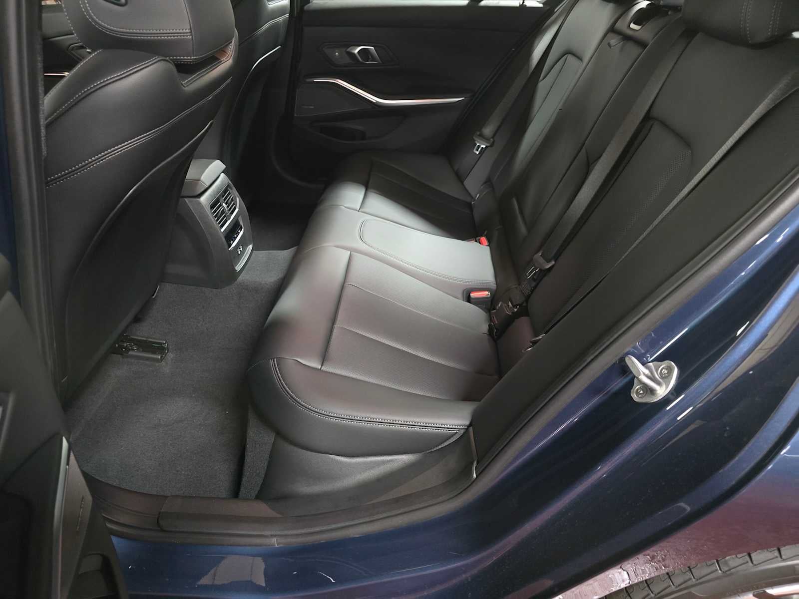 2026 BMW 3 Series 330i NA xDrive