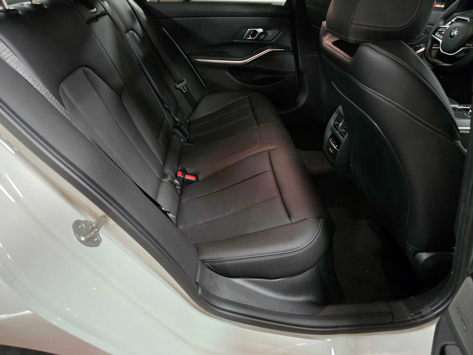 2026 BMW 3 Series 330i NA xDrive