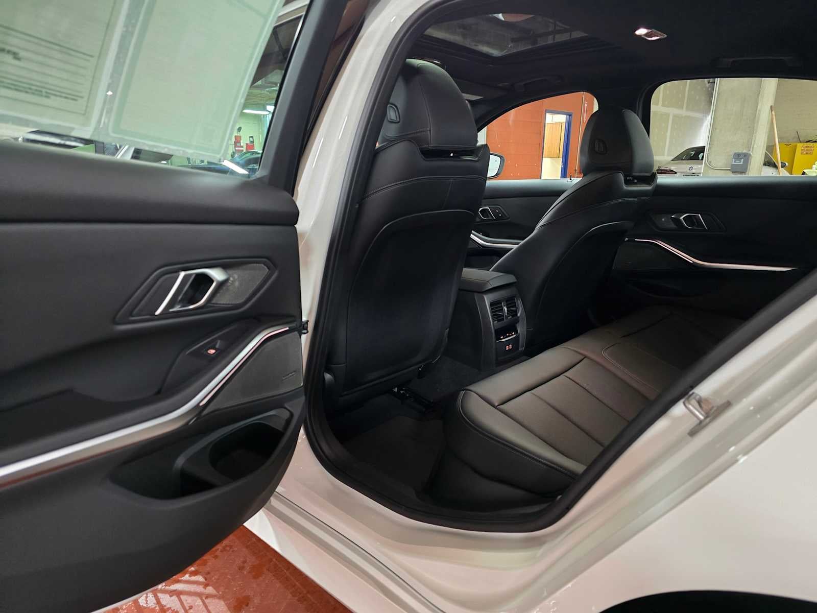 2026 BMW 3 Series 330i NA xDrive