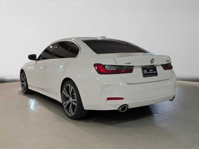 2024 BMW 3 Series 330i xDrive