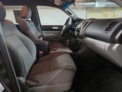 2015 Toyota Tacoma 4WD Double Cab V6 AT (Natl)