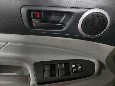 2015 Toyota Tacoma 4WD Double Cab V6 AT (Natl)