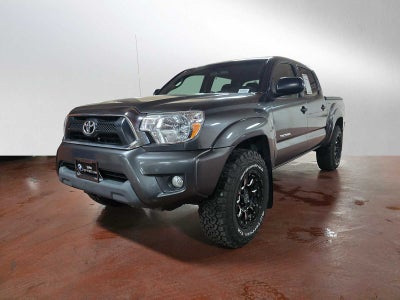 2015 Toyota Tacoma 4WD Double Cab V6 AT (Natl)