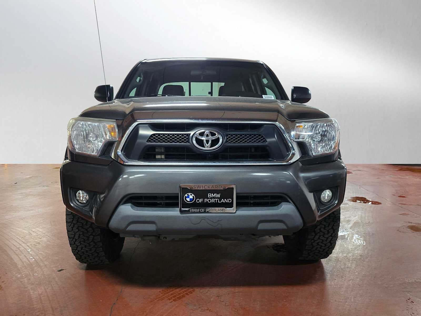 2015 Toyota Tacoma 4WD Double Cab V6 AT (Natl)