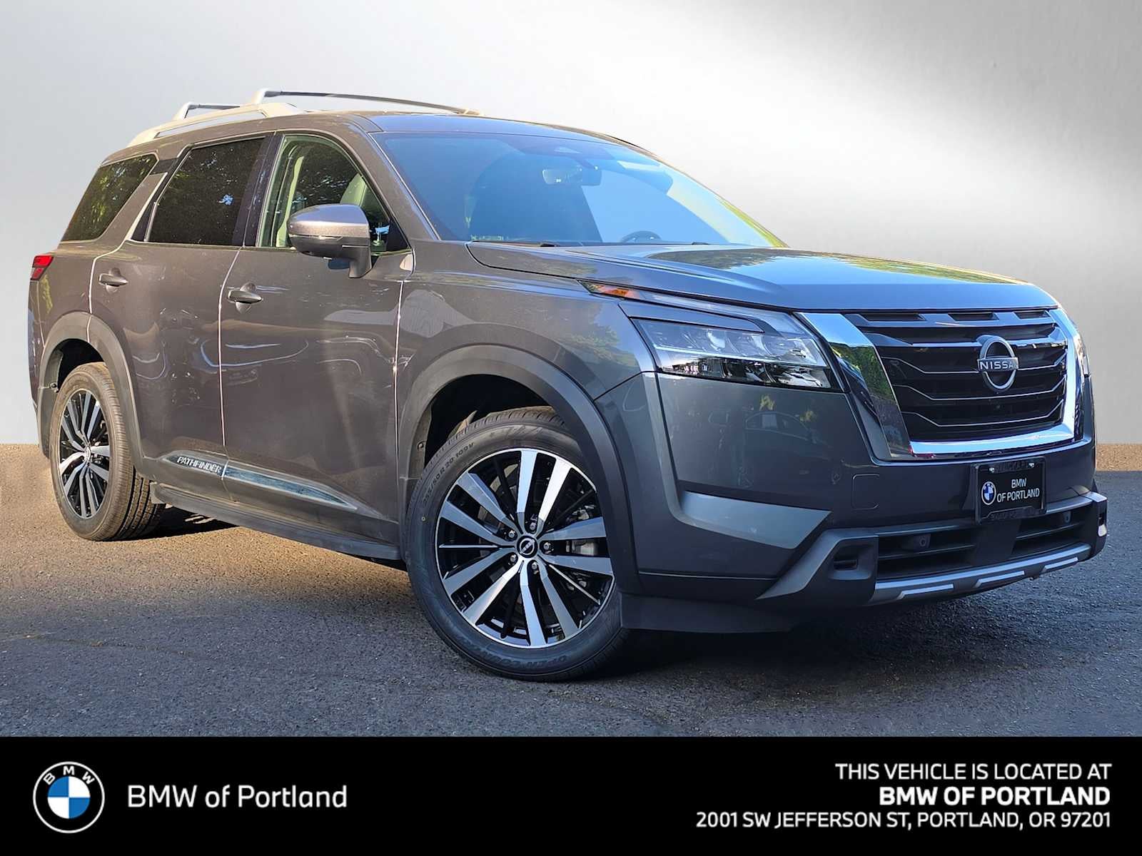 2024 Nissan Pathfinder Platinum