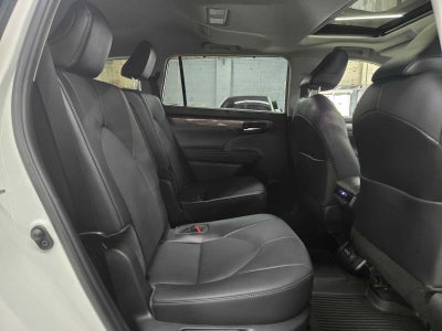 2022 Toyota Highlander Limited