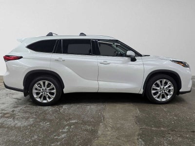 2022 Toyota Highlander Limited