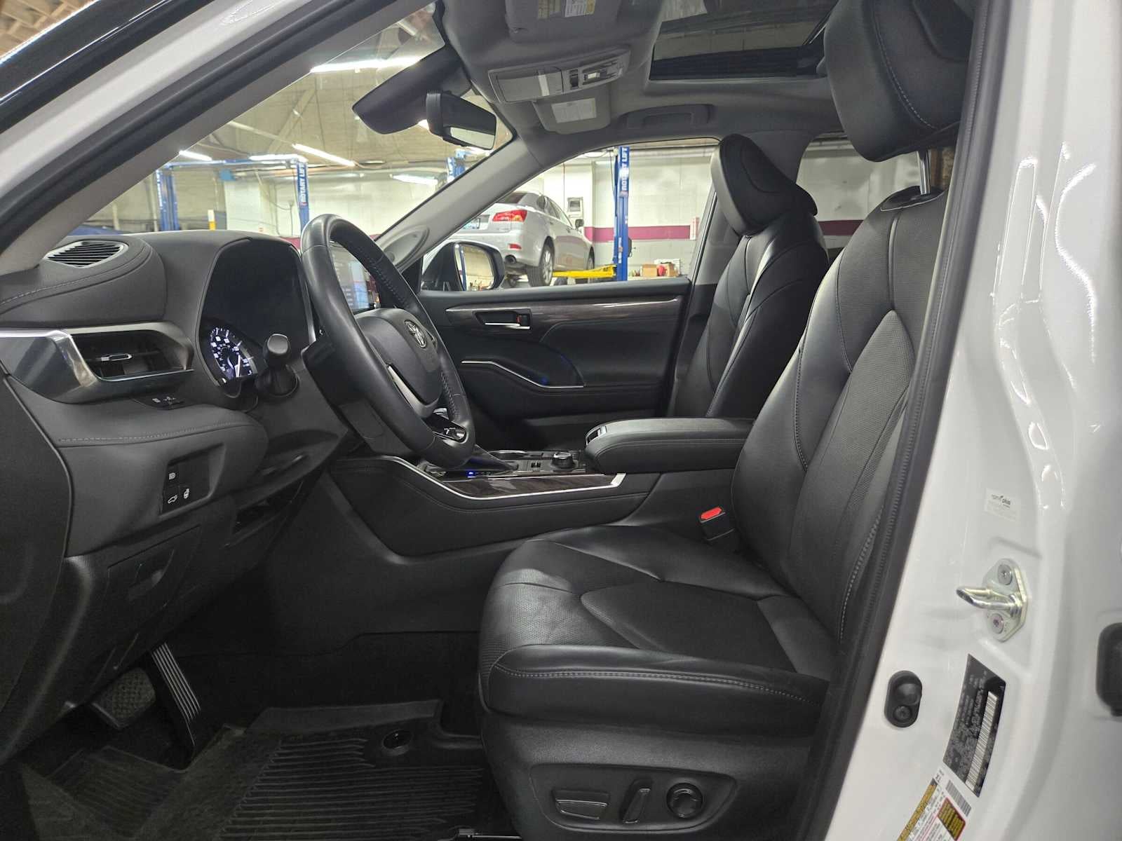 2022 Toyota Highlander Limited