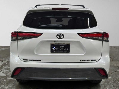 2022 Toyota Highlander Limited