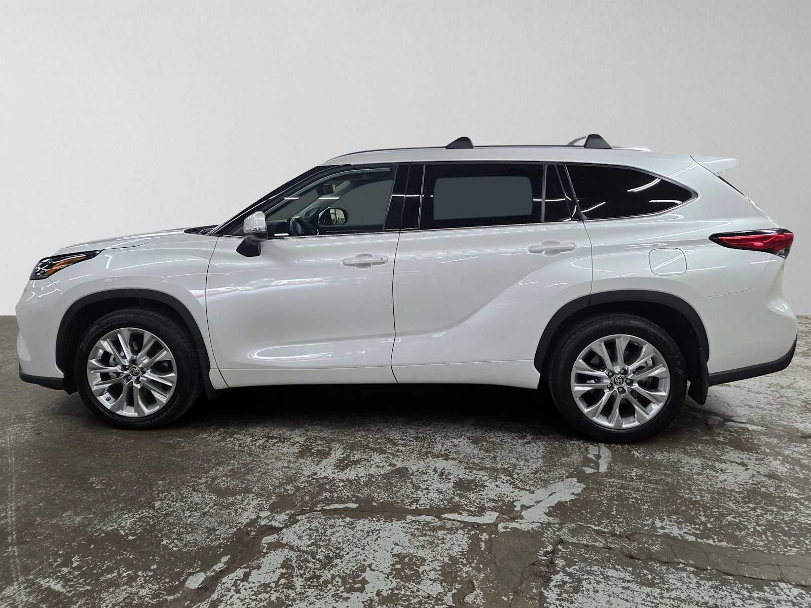 2022 Toyota Highlander Limited