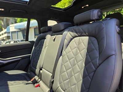 2026 BMW X7 xDrive40i xDrive40i