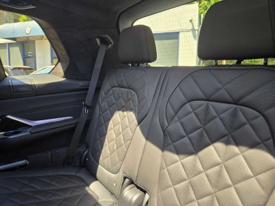 2026 BMW X7 xDrive40i xDrive40i