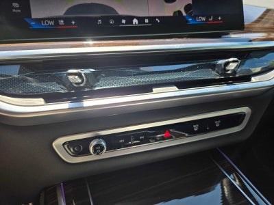 2026 BMW X7 xDrive40i xDrive40i