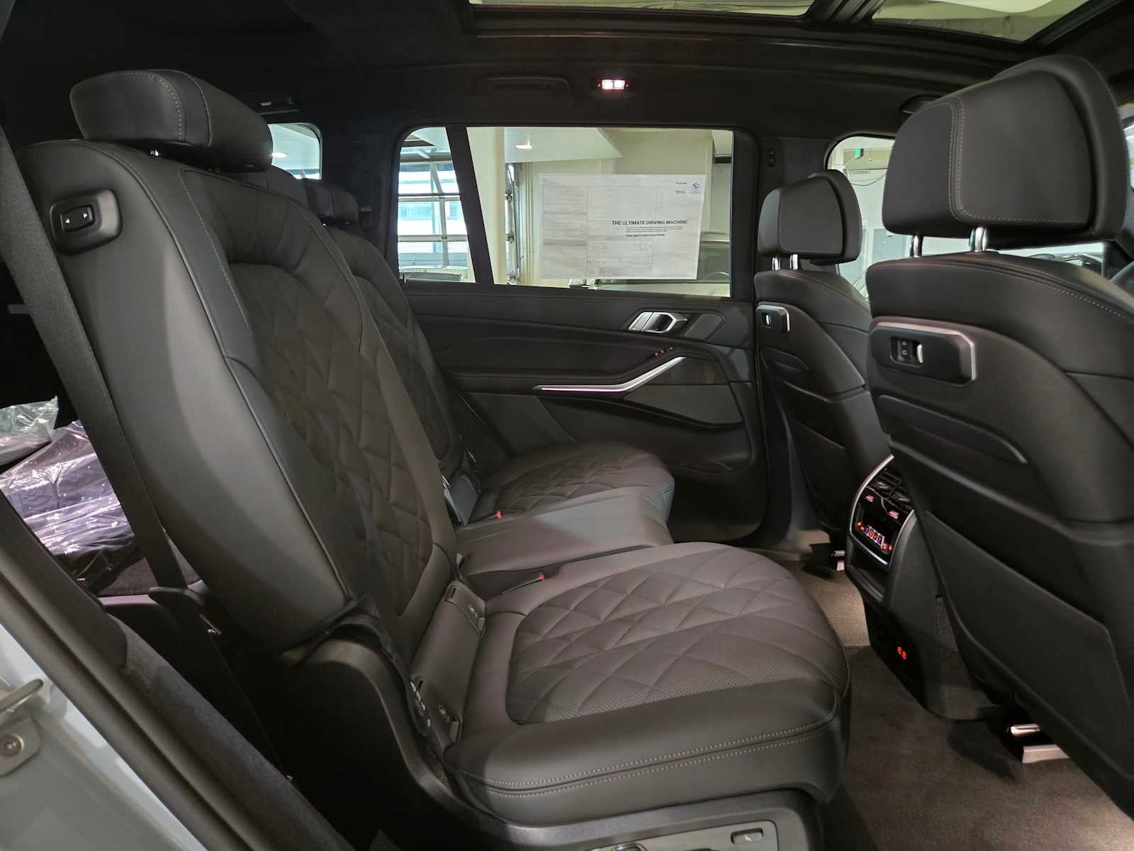 2027 BMW X7 xDrive40i xDrive40i