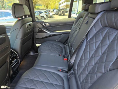 2026 BMW X7 xDrive40i xDrive40i